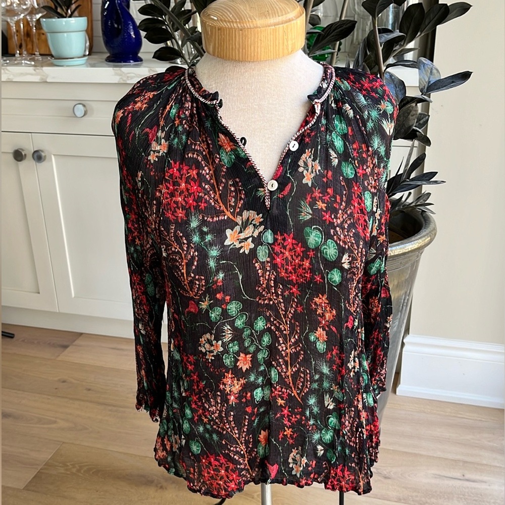 NWOT Chufy Nile Tales blouse